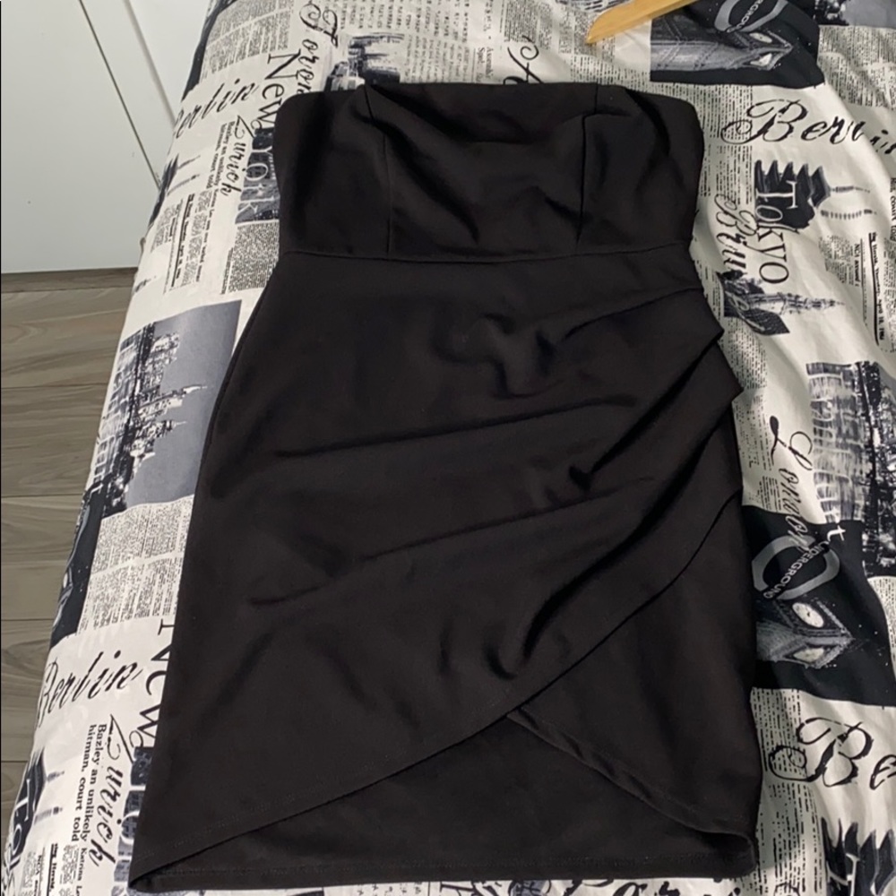 Mini black dress